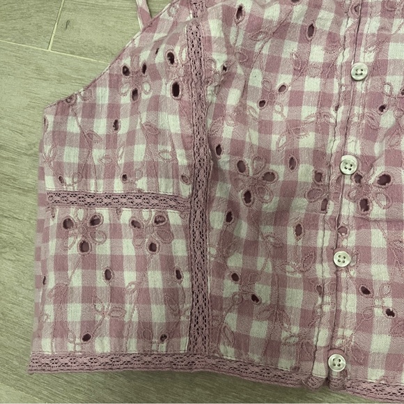 AMERICAN EAGLE LILAC CROPPED TANK TOP SIZE SMALL - Picture 4 of 5